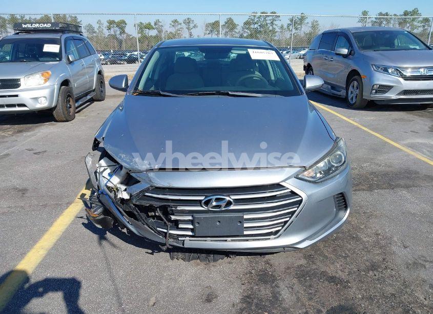 Photo 12 of 2017 Hyundai Elantra SE (VIN 5NPD74LF4HH139566)