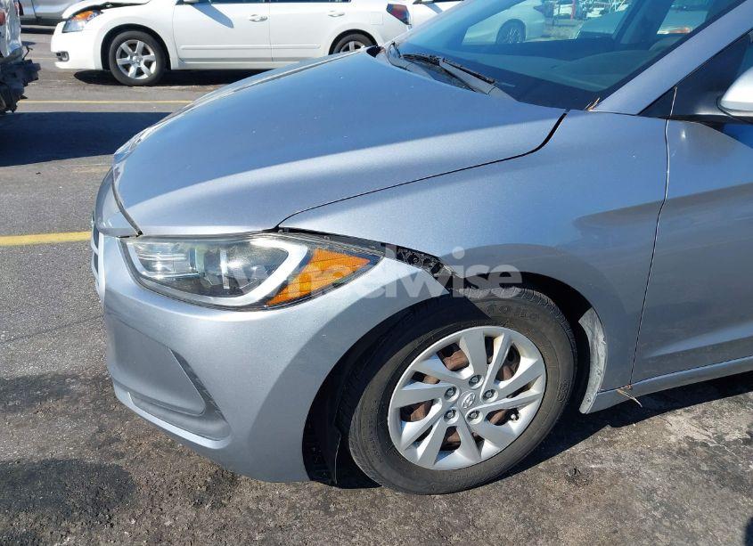 Photo 19 of 2017 Hyundai Elantra SE (VIN 5NPD74LF4HH139566)