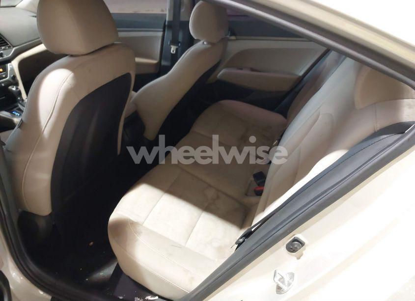 Photo 8 of 2017 Hyundai Elantra SE (VIN 5NPD74LF4HH150406)