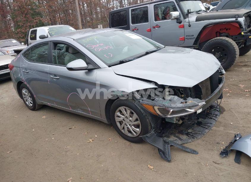 2017 Hyundai Elantra SE (VIN 5NPD74LF4HH166797) main photo