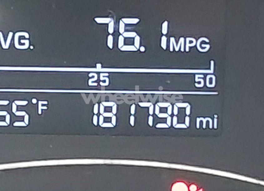 Photo 16 of 2017 Hyundai Elantra SE (VIN 5NPD74LF4HH166797)