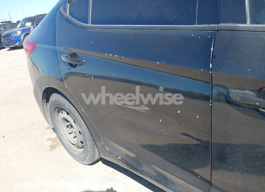 Photo 6 of 2017 Hyundai Elantra SE (VIN 5NPD74LF4HH192252)