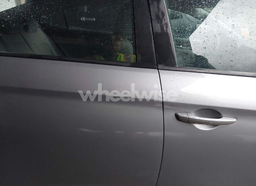 Photo 13 of 2017 Hyundai Elantra SE (VIN 5NPD74LF4HH195135)