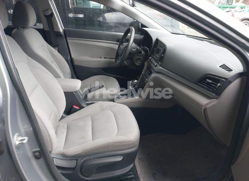 Photo 5 of 2017 Hyundai Elantra SE (VIN 5NPD74LF4HH195135)