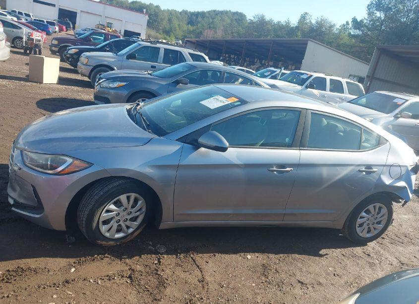 Photo 14 of 2017 Hyundai Elantra SE (VIN 5NPD74LF4HH198598)