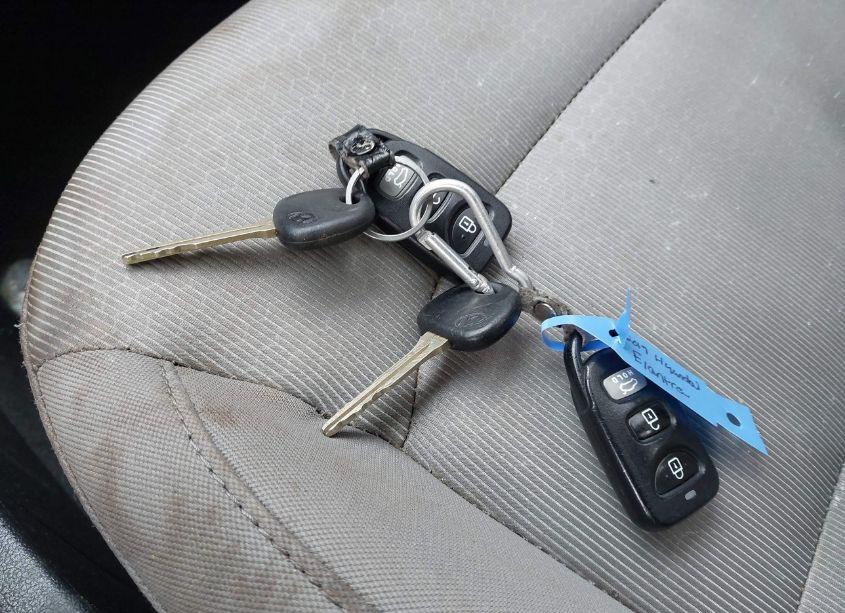 Photo 11 of 2017 Hyundai Elantra SE (VIN 5NPD74LF4HH209678)