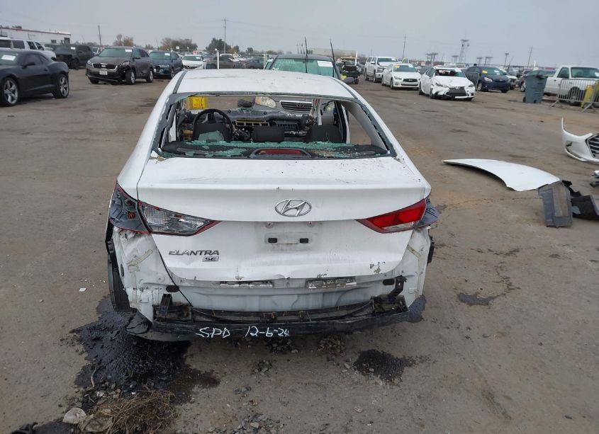 Photo 16 of 2018 Hyundai Elantra SE (VIN 5NPD74LF4JH327428)