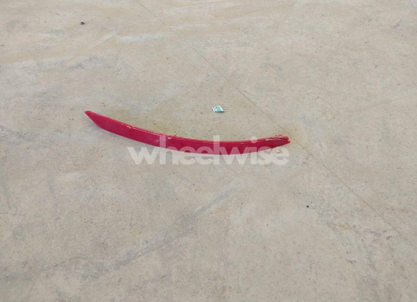 Photo 12 of 2018 Hyundai Elantra SE (VIN 5NPD74LF4JH328935)