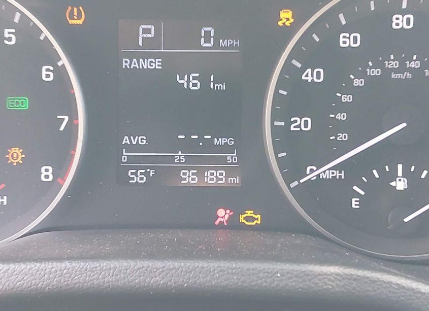 Photo 7 of 2018 Hyundai Elantra SE (VIN 5NPD74LF4JH351373)