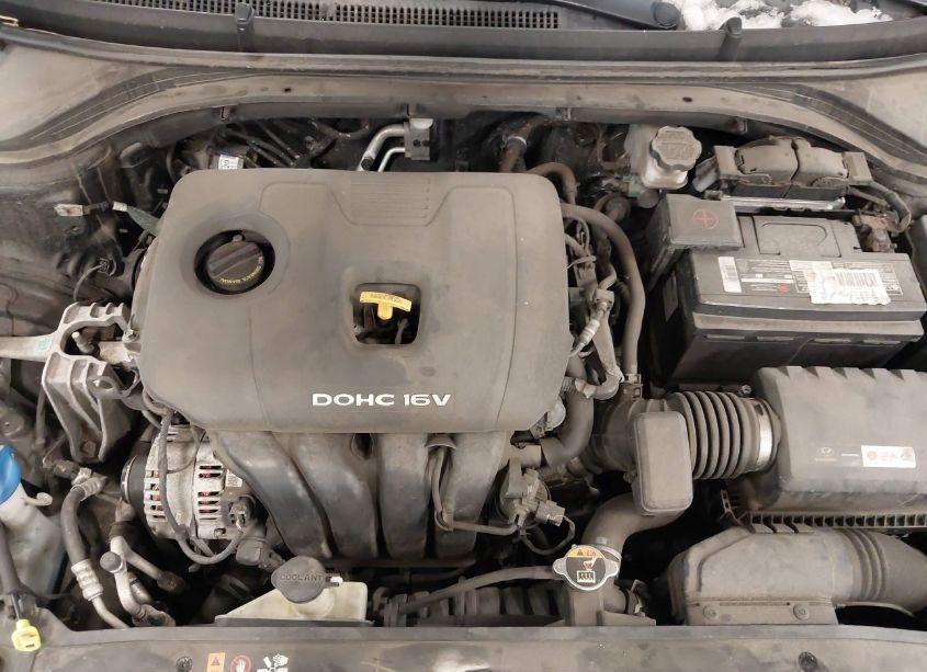 Photo 10 of 2018 Hyundai Elantra SE (VIN 5NPD74LF4JH355908)