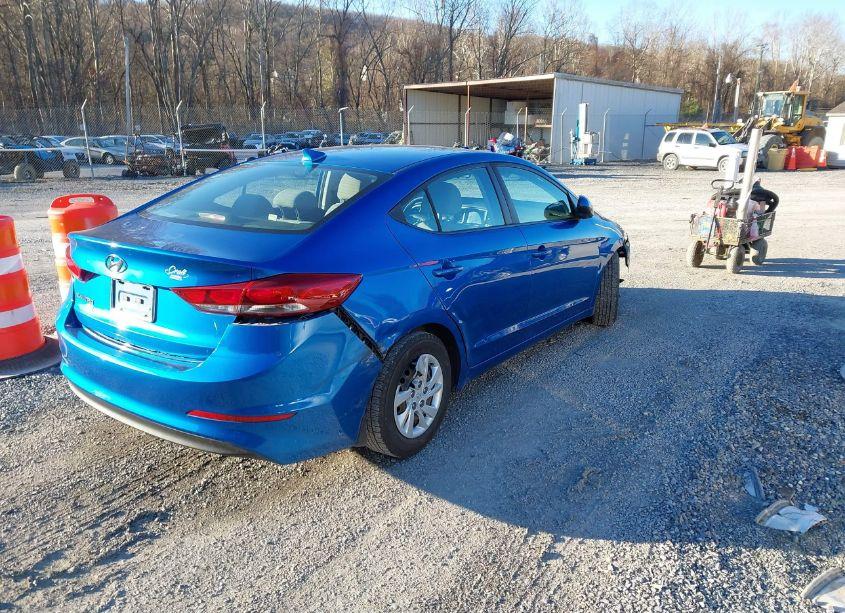 Photo 4 of 2018 Hyundai Elantra SE (VIN 5NPD74LF4JH373759)