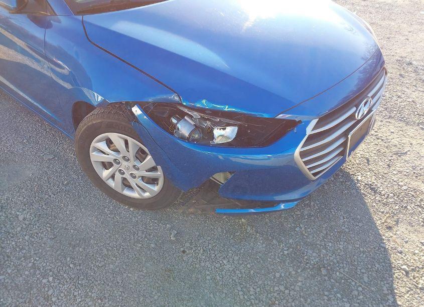 Photo 6 of 2018 Hyundai Elantra SE (VIN 5NPD74LF4JH373759)