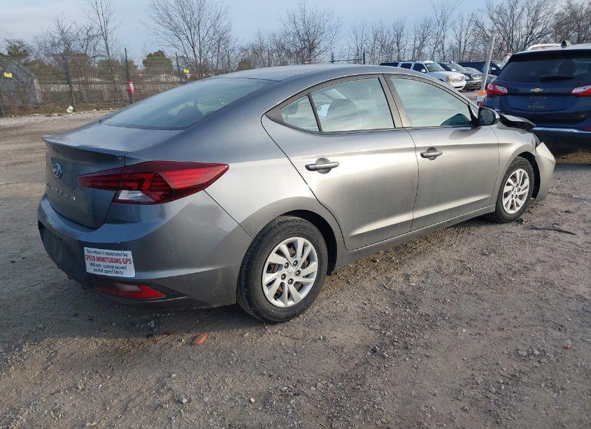 Photo 4 of 2019 Hyundai Elantra SE (VIN 5NPD74LF4KH398873)