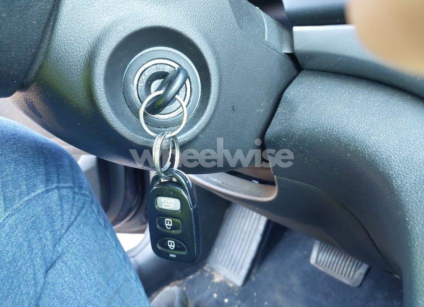 Photo 11 of 2019 Hyundai Elantra SE (VIN 5NPD74LF4KH412450)