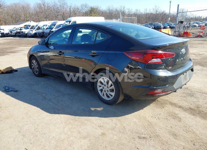 Photo 3 of 2019 Hyundai Elantra SE (VIN 5NPD74LF4KH412450)