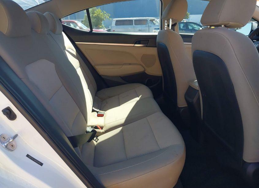 Photo 8 of 2019 Hyundai Elantra SE (VIN 5NPD74LF4KH452849)