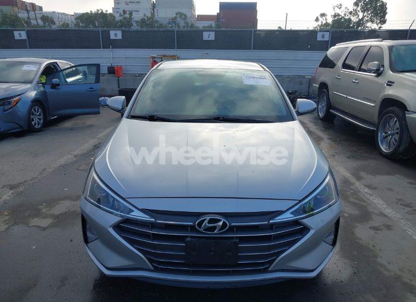 Photo 12 of 2019 Hyundai Elantra SE (VIN 5NPD74LF4KH485849)