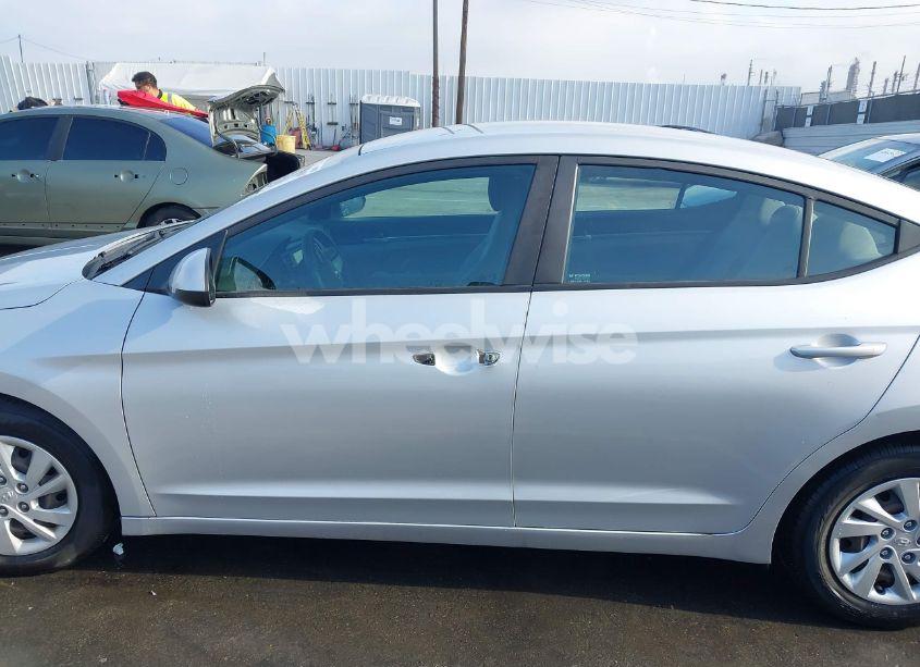 Photo 14 of 2019 Hyundai Elantra SE (VIN 5NPD74LF4KH485849)
