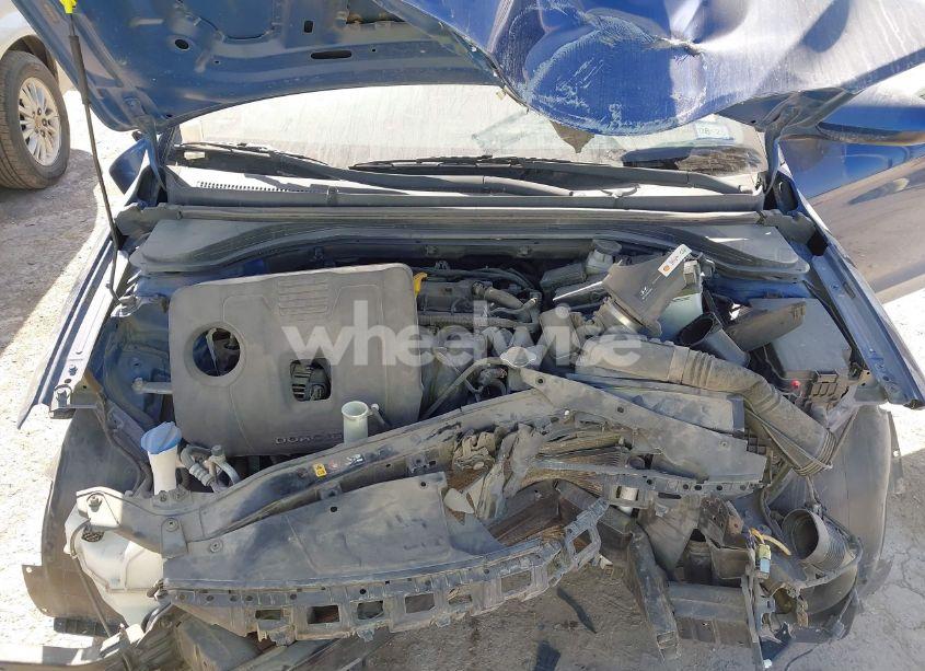 Photo 10 of 2017 Hyundai Elantra SE (VIN 5NPD74LF5HH077322)