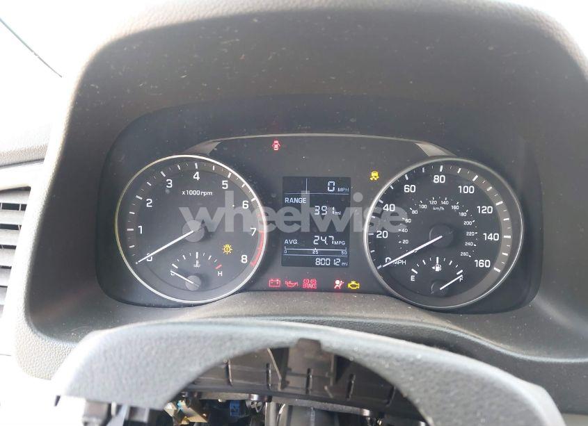 Photo 7 of 2017 Hyundai Elantra SE (VIN 5NPD74LF5HH077322)