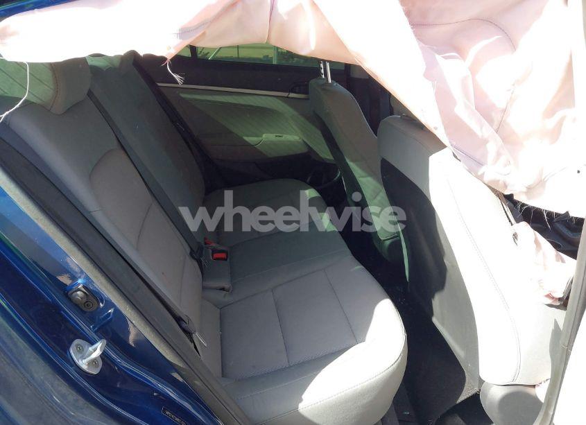 Photo 8 of 2017 Hyundai Elantra SE (VIN 5NPD74LF5HH077322)