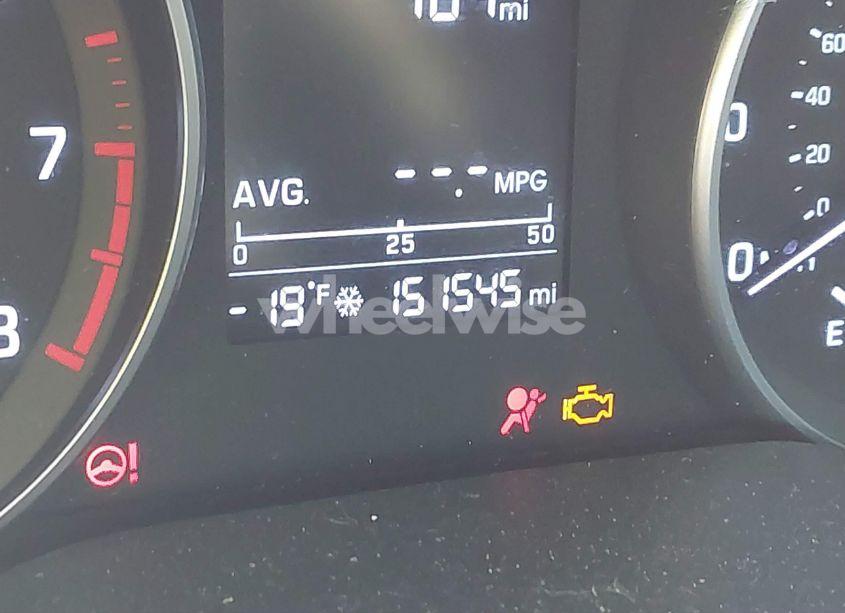 Photo 16 of 2017 Hyundai Elantra SE (VIN 5NPD74LF5HH101859)