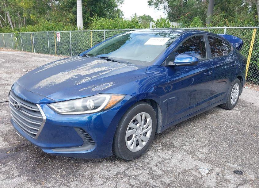 Photo 2 of 2017 Hyundai Elantra SE (VIN 5NPD74LF5HH138474)