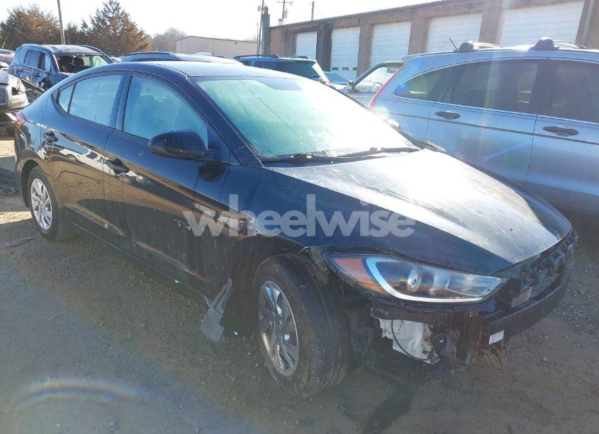 2017 Hyundai Elantra SE (VIN 5NPD74LF5HH143836) main photo