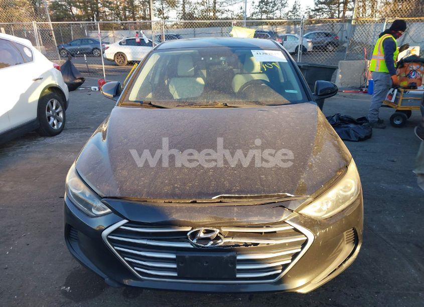 Photo 13 of 2017 Hyundai Elantra SE (VIN 5NPD74LF5HH150754)