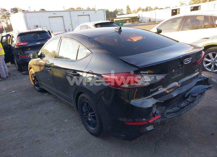 Photo 3 of 2017 Hyundai Elantra SE (VIN 5NPD74LF5HH150754)