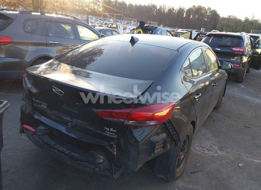 Photo 4 of 2017 Hyundai Elantra SE (VIN 5NPD74LF5HH150754)