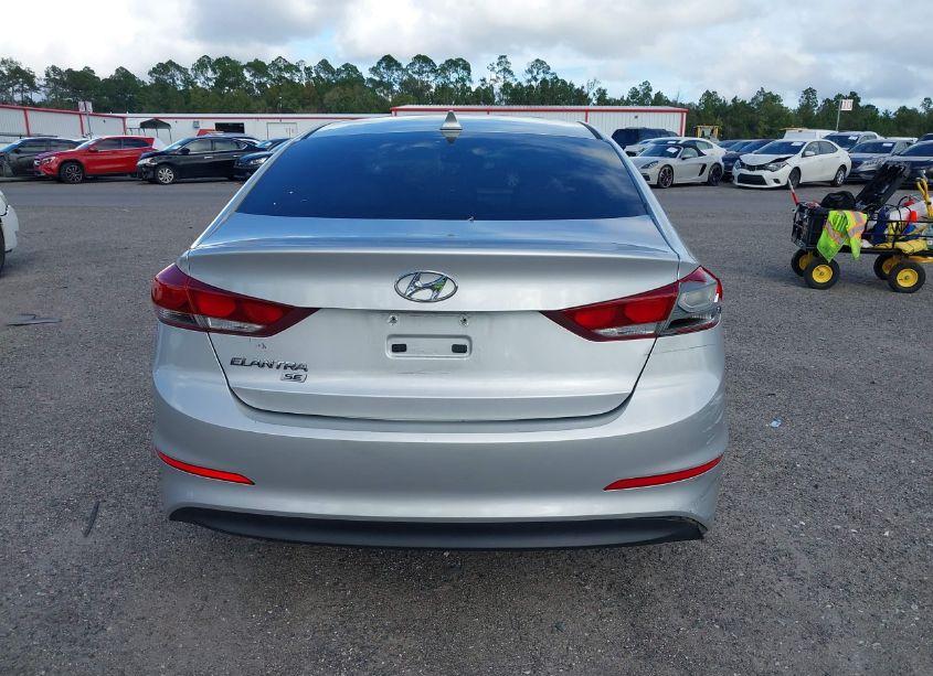 Photo 16 of 2017 Hyundai Elantra SE (VIN 5NPD74LF5HH150835)