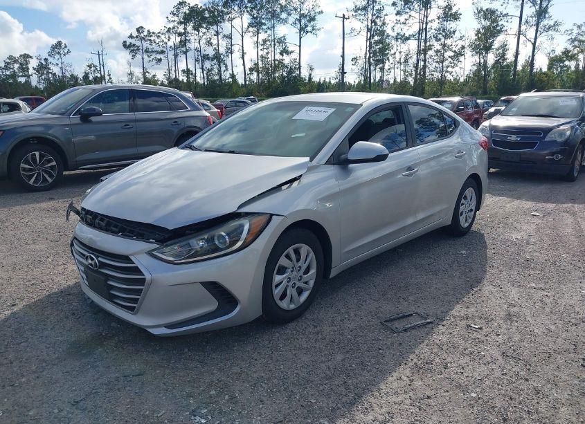 Photo 2 of 2017 Hyundai Elantra SE (VIN 5NPD74LF5HH150835)