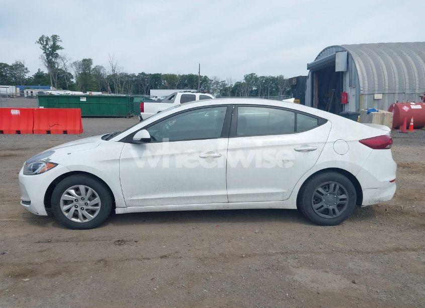 Photo 14 of 2017 Hyundai Elantra SE (VIN 5NPD74LF5HH162984)