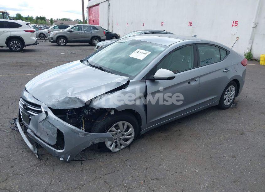 Photo 2 of 2017 Hyundai Elantra SE (VIN 5NPD74LF5HH163116)