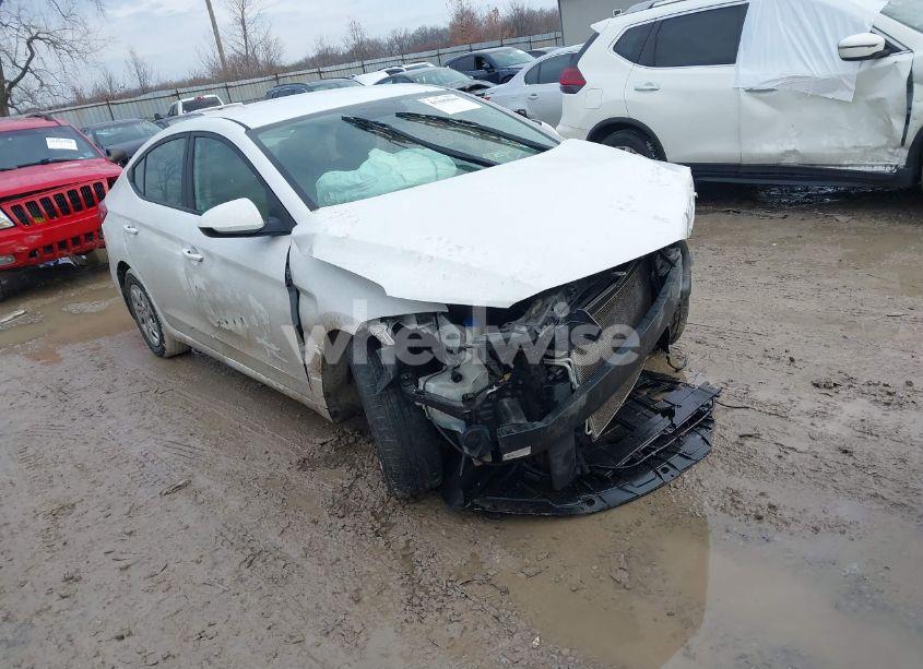 2017 Hyundai Elantra SE (VIN 5NPD74LF5HH167487) main photo