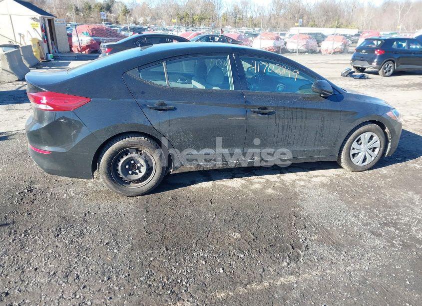 Photo 13 of 2017 Hyundai Elantra SE (VIN 5NPD74LF5HH171393)