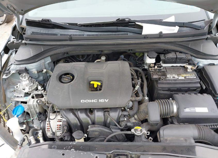 Photo 10 of 2017 Hyundai Elantra SE (VIN 5NPD74LF5HH172625)