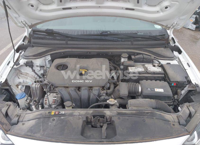 Photo 10 of 2017 Hyundai Elantra SE (VIN 5NPD74LF5HH176643)