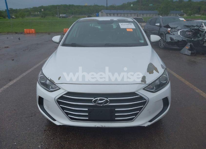 Photo 12 of 2017 Hyundai Elantra SE (VIN 5NPD74LF5HH176643)