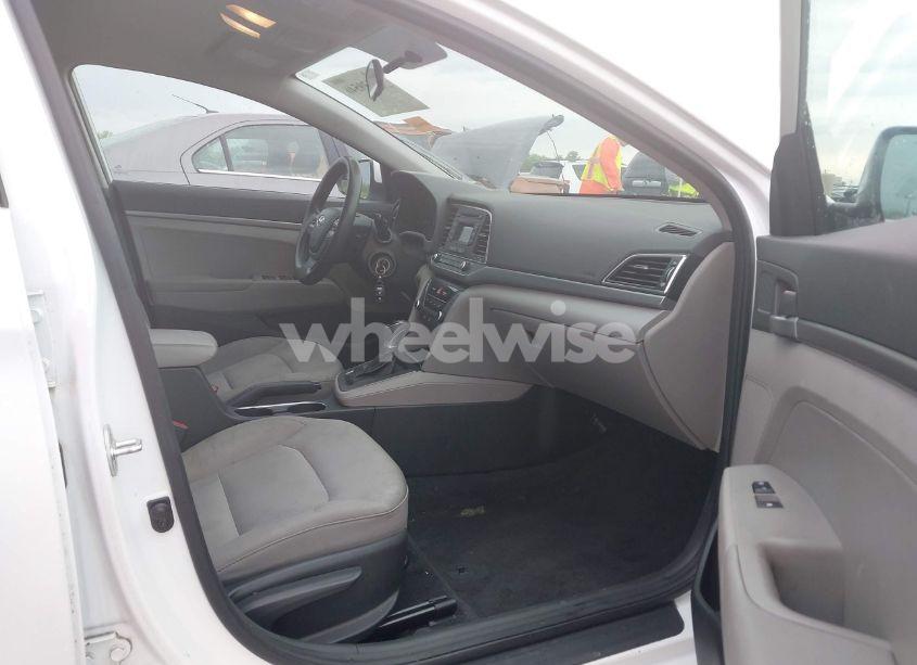 Photo 5 of 2017 Hyundai Elantra SE (VIN 5NPD74LF5HH176643)