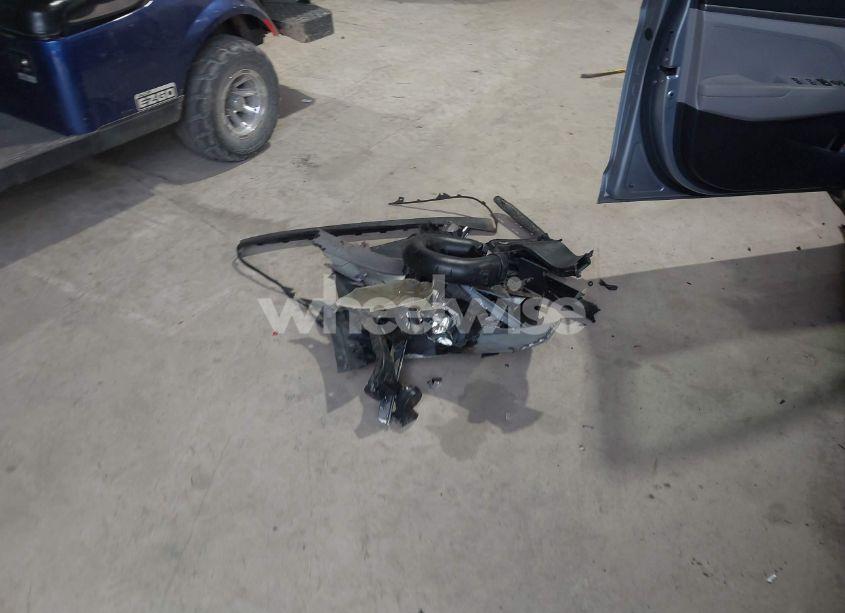 Photo 11 of 2017 Hyundai Elantra SE (VIN 5NPD74LF5HH189036)