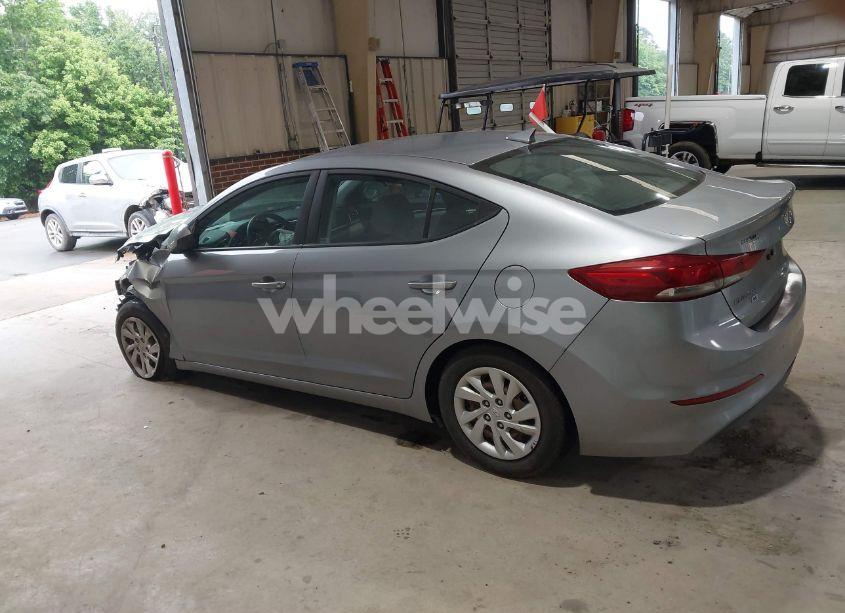 Photo 14 of 2017 Hyundai Elantra SE (VIN 5NPD74LF5HH189036)