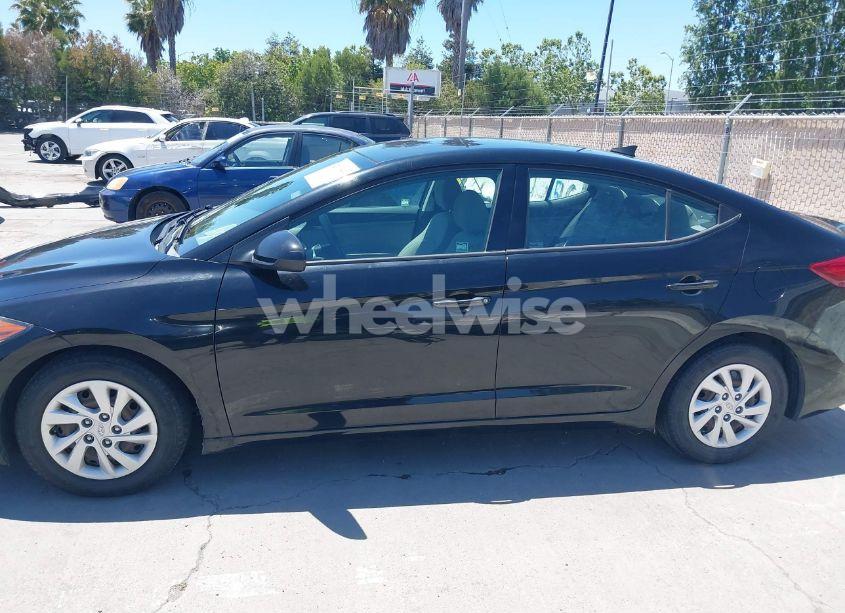 Photo 14 of 2017 Hyundai Elantra SE (VIN 5NPD74LF5HH193071)