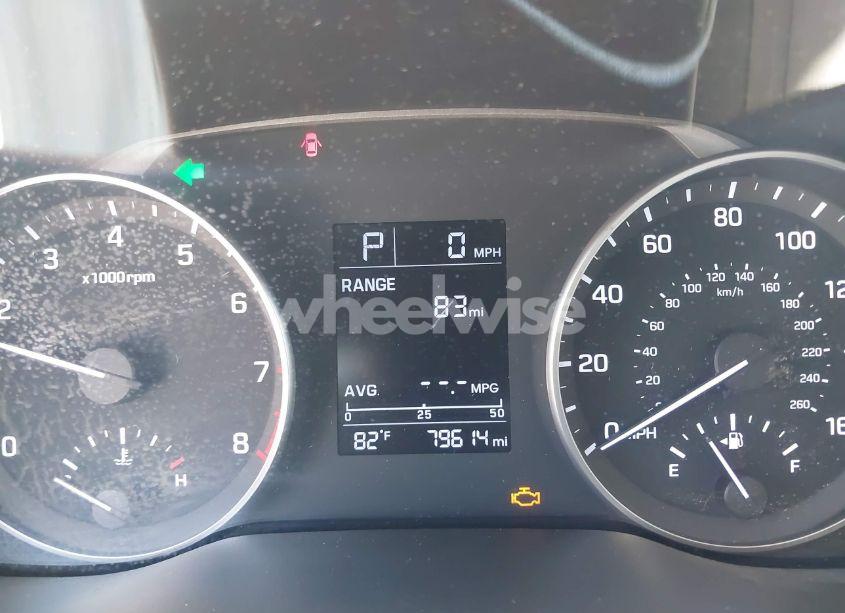 Photo 7 of 2017 Hyundai Elantra SE (VIN 5NPD74LF5HH193071)