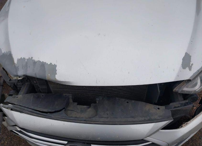 Photo 11 of 2018 Hyundai Elantra SE (VIN 5NPD74LF5JH222333)