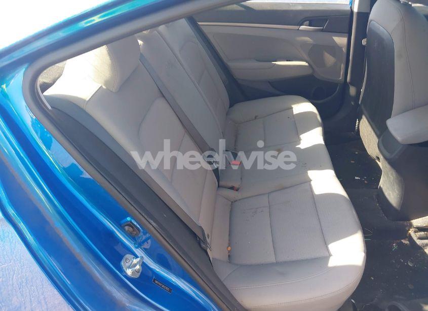 Photo 8 of 2018 Hyundai Elantra SE (VIN 5NPD74LF5JH227872)