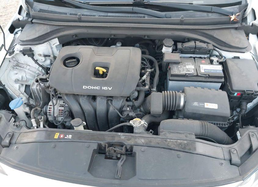 Photo 10 of 2018 Hyundai Elantra SE (VIN 5NPD74LF5JH241478)