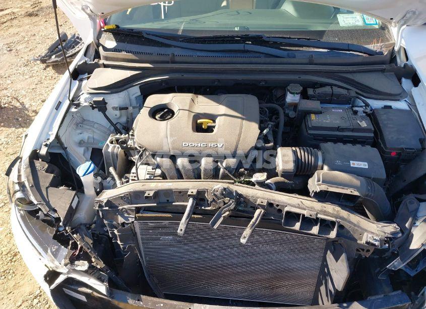 Photo 10 of 2018 Hyundai Elantra SE (VIN 5NPD74LF5JH256904)