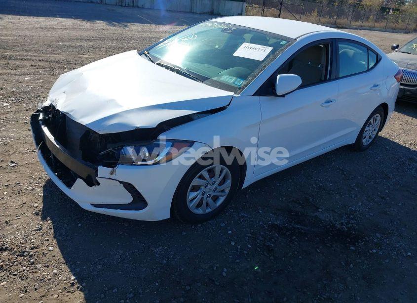 Photo 2 of 2018 Hyundai Elantra SE (VIN 5NPD74LF5JH256904)